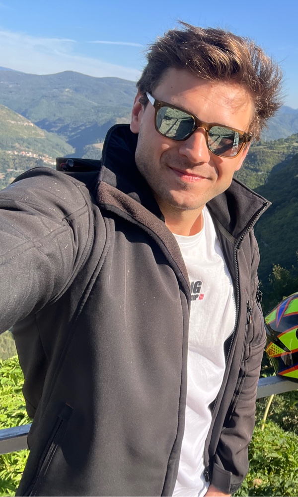 Alex Vasilev